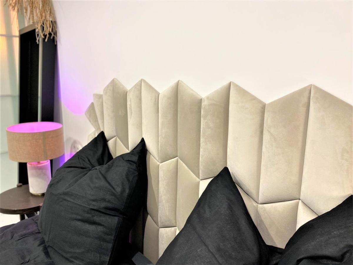 Design+LUXUS Apartment im Zentrum! +Netflix Warschau Exterior foto