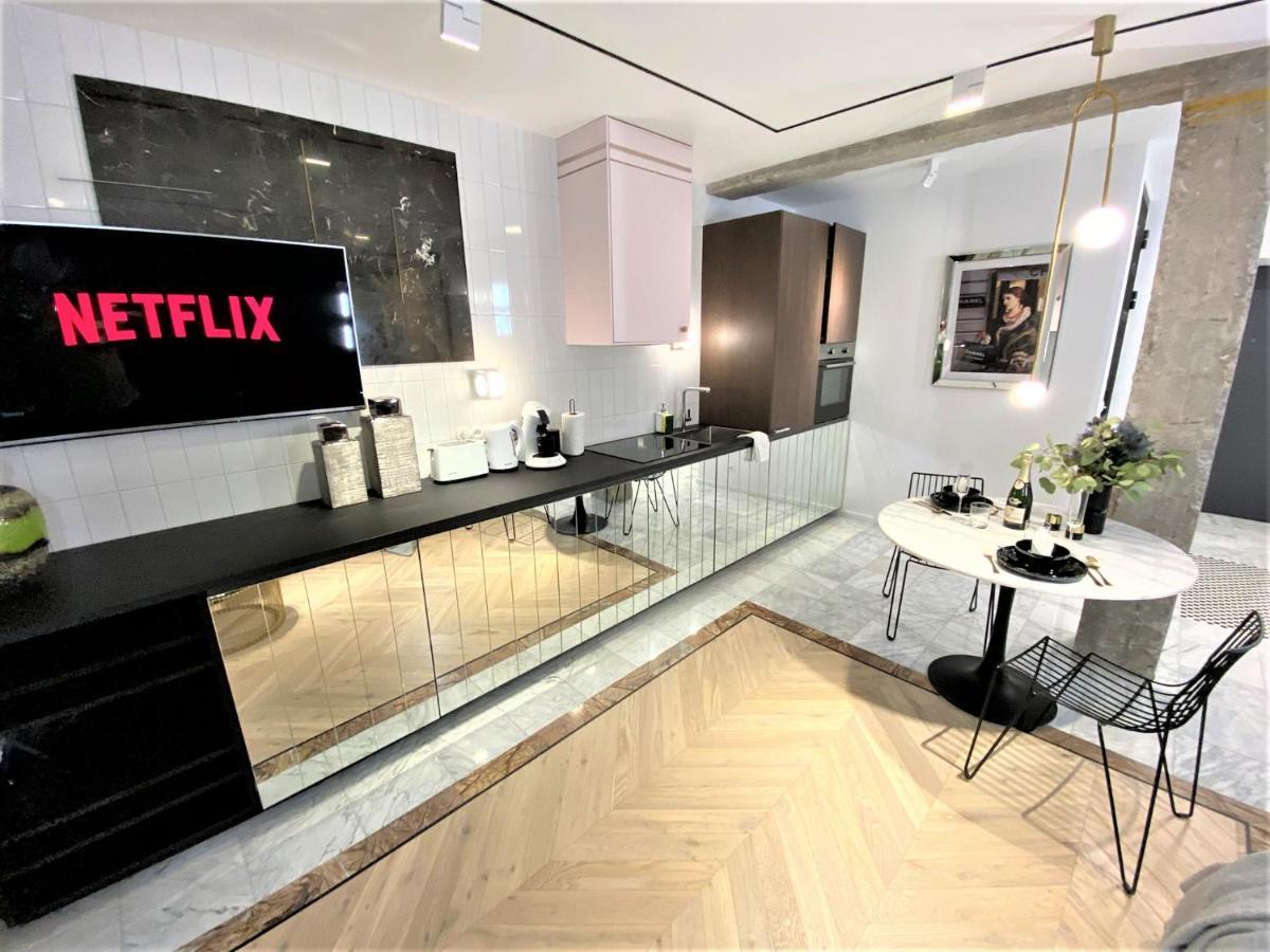 Design+LUXUS Apartment im Zentrum! +Netflix Warschau Exterior foto